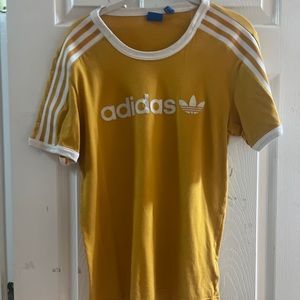 Vintage adidas tee